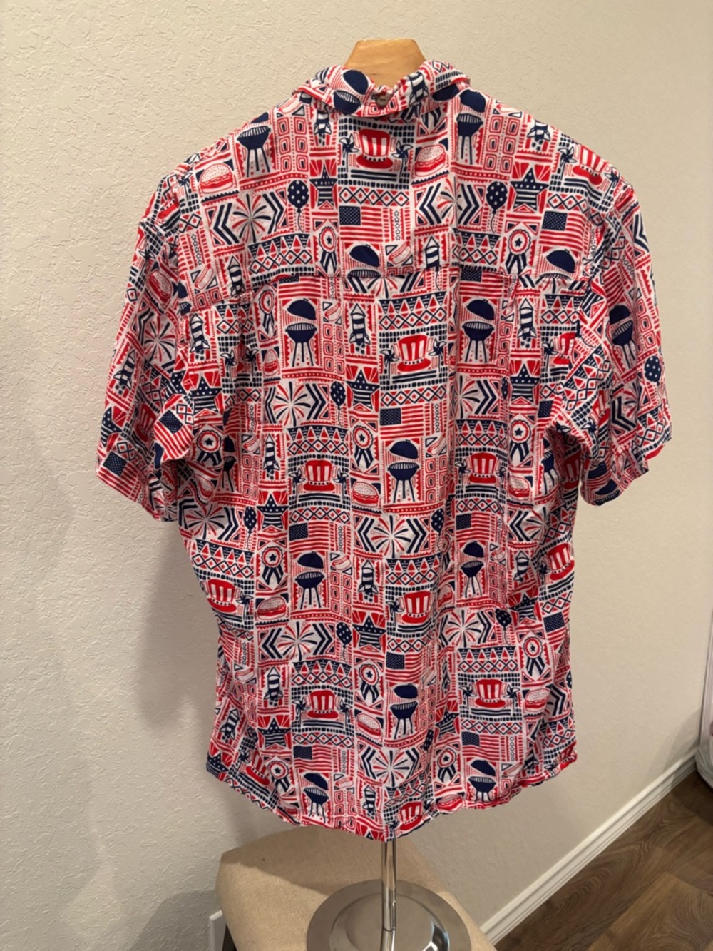 Kenny Flowers The American Boy Button Up Shirt Patriotic Flag Grill Rayon Medium - Picture 2 of 4